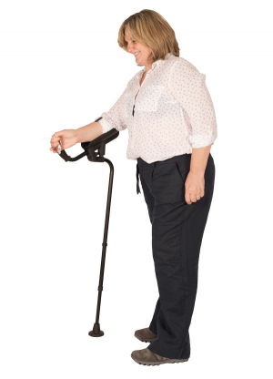 Bastoni, stampelle, deambulatori e tripodi per anziani e disabili